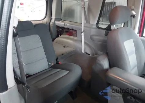 2003 Ford Explorer Sport z USA, uszkodzony, nr VIN 1FMZU70E73UB88475